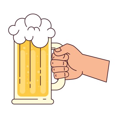 Beyaz arka planda, bira bardağını tutan el.
