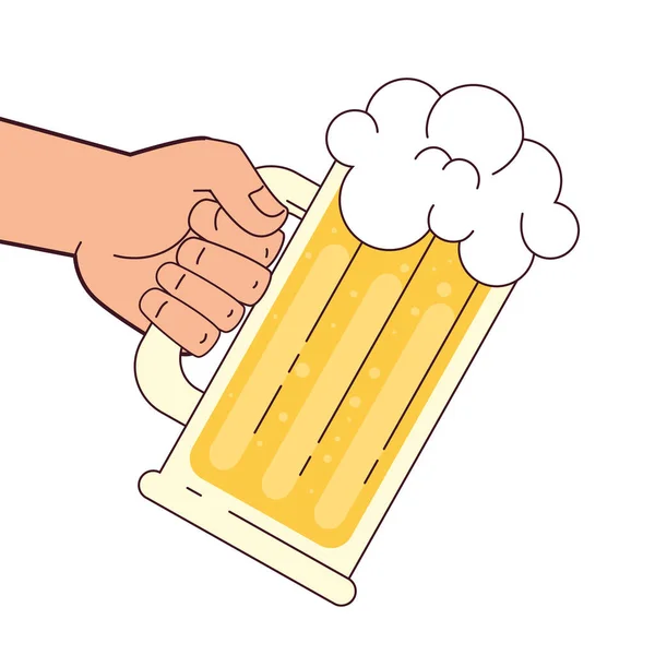 Mano che tiene una tazza di birra, su sfondo bianco — Vettoriale Stock