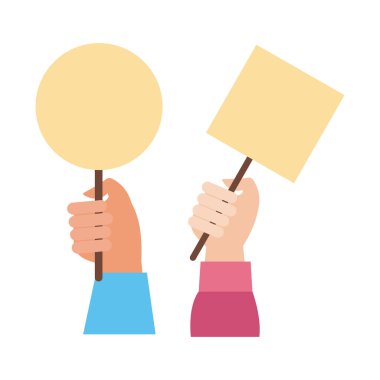 İnsanlara düz şekilli protesto pankartları dağıtıyor