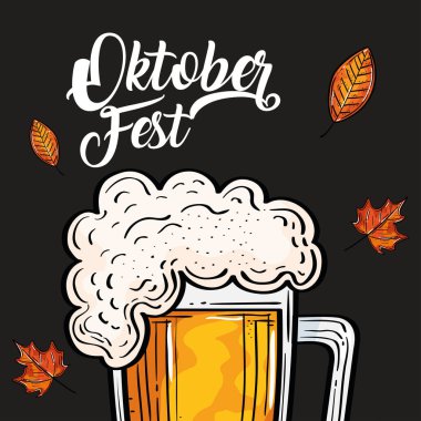 Ekim Festivali kutlaması. Kavanoz birası ve yapraklarla.