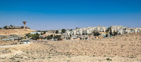 Mitzpe Ramon, egy sivatagi város Dél-Izraelben. — Stock Fotó
