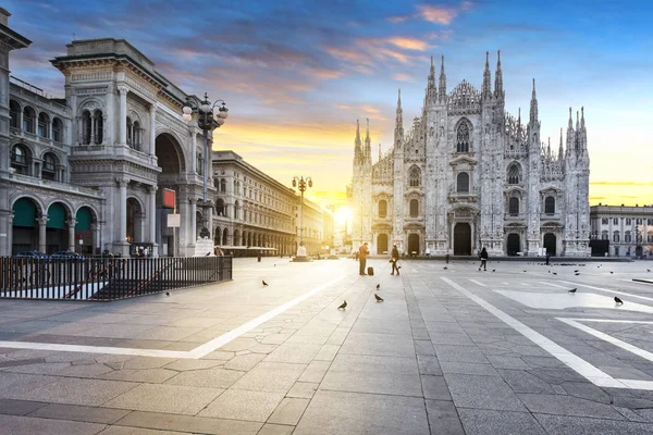 Дуомо Восходе Солнца Милан Европа — стоковое фото