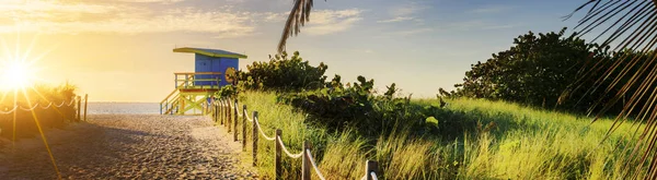 Torre Colorato Bagnino Spiaggia Sud Miami Beach Florida Usa — Foto Stock