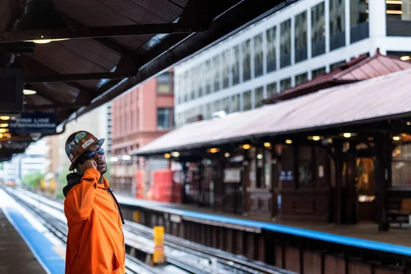 Chicago Illinois Usa Ottobre 2018 Operaio Trova Nella Stazione Della — Foto Stock