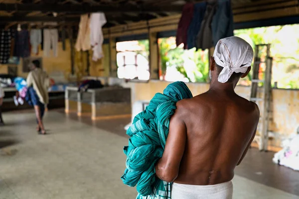 Cochin Kerala India December 2018 Férfi Dolgozik Egy Mosókonyha Cochin — Stock Fotó