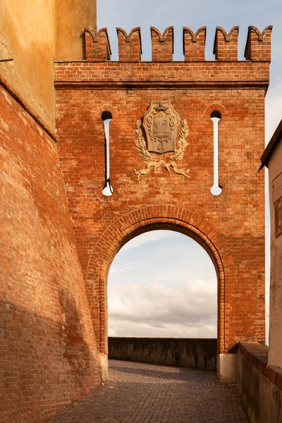 Barolo pueblo en Italia — Foto de Stock