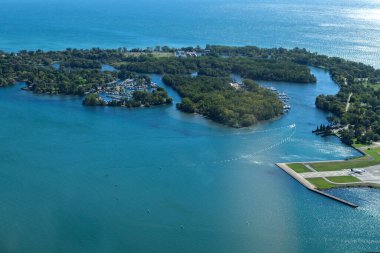 Ontario Gölü, Havalimanı ve Toronto Adaları CN Kulesi, Toronto, Kanada