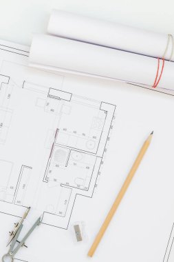 Yaratıcı düz yatıyordu ek yükü üstten görünüm planları mimari düz proje planı ve ofis malzemeleri dekoratör beyaz tablo çalışma alanındaki renk örnekleri araçları ve ekipmanları arka plan kopya alanı kavramı ile