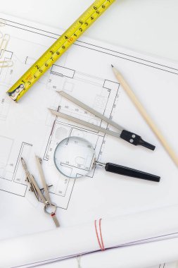 Yaratıcı düz yatıyordu ek yükü üstten görünüm planları mimari düz proje planı ve ofis malzemeleri dekoratör beyaz tablo çalışma alanındaki renk örnekleri araçları ve ekipmanları arka plan kopya alanı kavramı ile