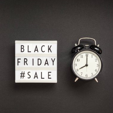 Yaratıcı üst görüntülemek düz yatıyordu promosyon kompozisyon Black friday satış metin lightbox çalar saat siyah arka plan kopya alanı Meydanı şablon siyah Cuma satış mockup düşmek Şükran reklam
