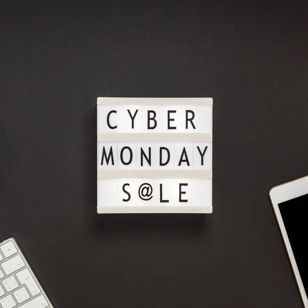 Kreativ Top View Flach Legen Förderung Zusammensetzung Cyber Monday Verkauf — Stockfoto
