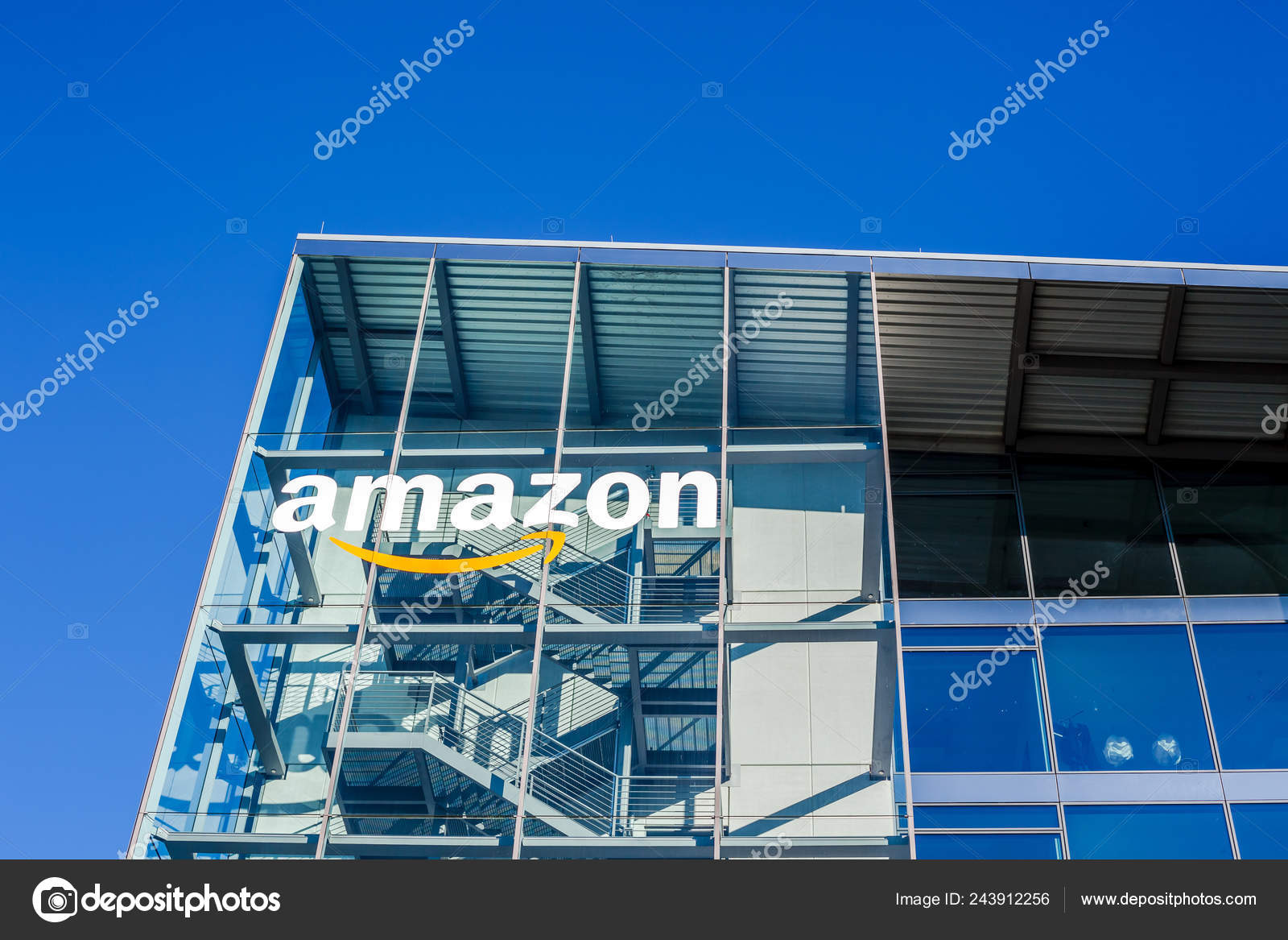 Munich Germany December 2018 Amazon Logo Company Office Building Located –  Stock Editorial Photo © dvoevnore #243912256