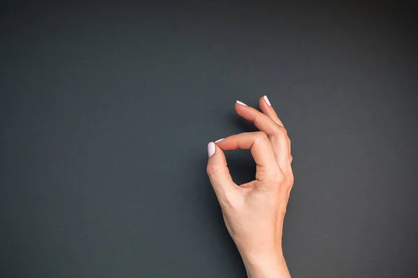 Elegante Moda Femenina Pastel Manicura Rosa Hermosas Manos Mujer Joven — Foto de Stock