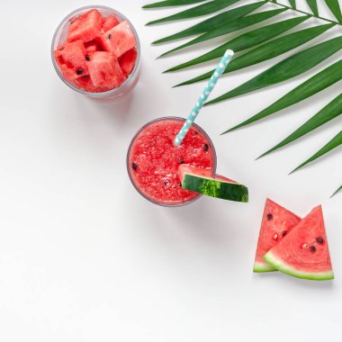 Bardakezilmiş meyve ile Karpuz smoothie