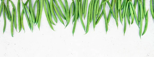 Top uitzicht van verse groene bonen achtergrond — Stockfoto