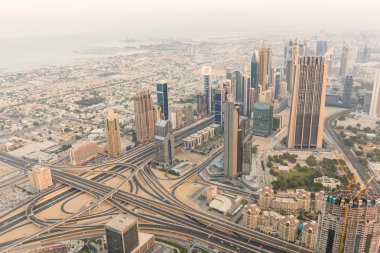 Dubai şehir sabah sahne. Üstten Görünüm