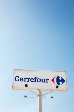 Carrefour süpermarket zinciri marka logosu