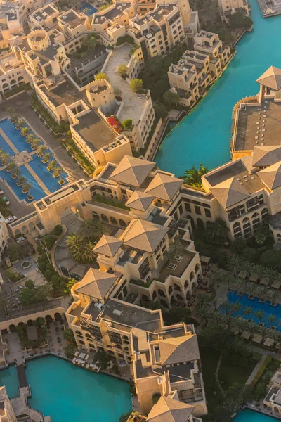Dubai escena de la mañana centro. Vista superior — Foto de Stock