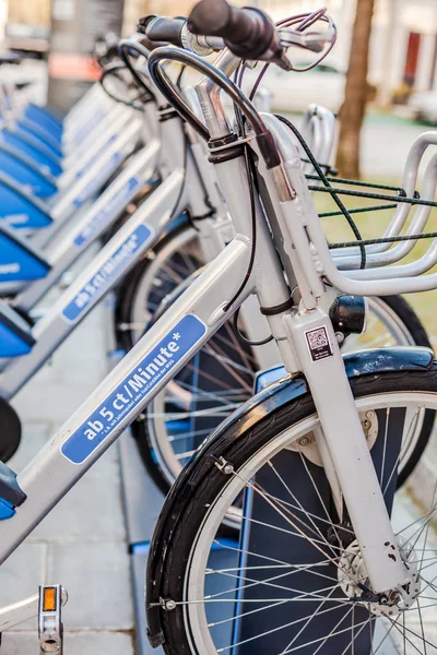 City Hire Bicycles Parked In Row — Stock Photo, Image