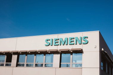 Siemens Company logosu binasında