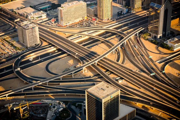 Dubai şehir sabah sahne. Üstten Görünüm
