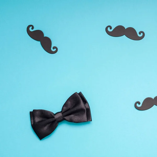 Паперові вуса для чоловіків тато концепція — стокове фото