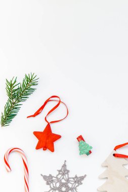 Beyaz arka planda Noel dekorasyon deseni