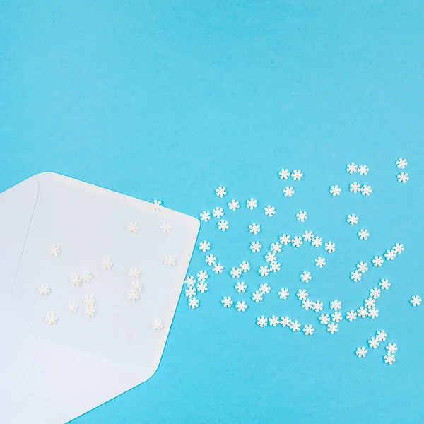 Winter pattern made of small white snowflakes — Stock Photo, Image