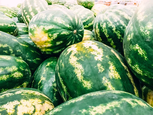 Fresh watermelons selling in a supermarket — Stock Photo, Image