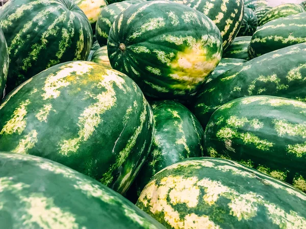 Fresh watermelons selling in a supermarket — Stock Photo, Image