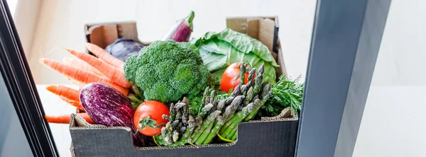 Frisches Bio Gemüse Und Gemüse Während Des Ausbruchs Der Coronavirus — Stockfoto