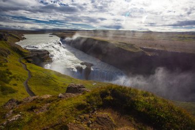 İzlanda'daki inanılmaz Gullfoss şelale