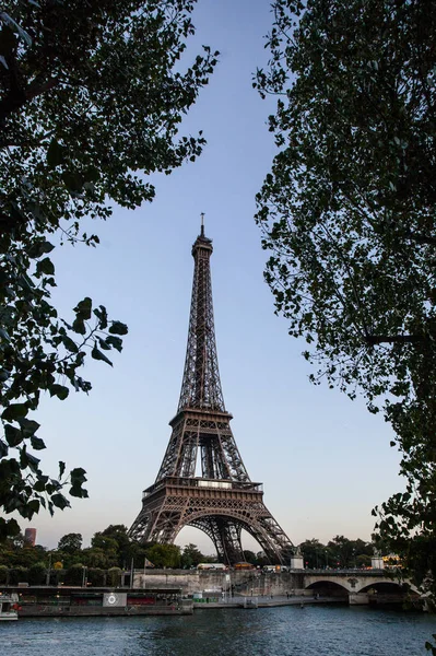 Paris Seine Nehri Nden Eyfel Kulesi — Stok fotoğraf