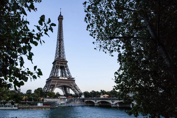 Paris Seine Nehri Nden Eyfel Kulesi — Stok fotoğraf