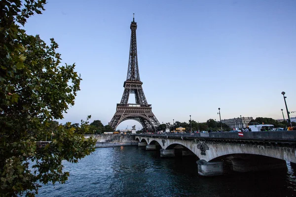 Der Eiffelturm Von Der Seine Paris — Stockfoto