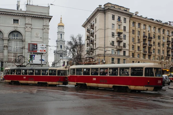 Kharkiv Ucrania Abril 2016 Antiguo Tranvía Post Ussr Tiempo Lluvioso — Foto de Stock