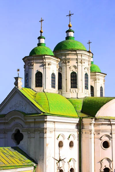 Increíble Cúpula Verde Iglesia Kiev Tomada Primavera Ucrania — Foto de Stock