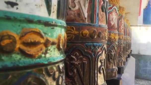 Tibetan Prayer Wheels Prayer Rolls Faithful Buddhists Sanskrit Writing Mani — Stock Video