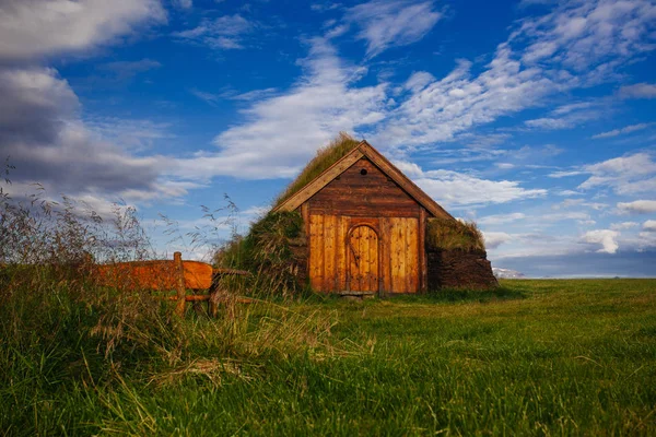 Traditioneel Huis Ijsland Hersteld Oude Kerk — Stockfoto