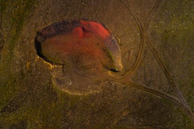 İzlanda hava fotoğrafçılığı insansız hava aracı tarafından çekildi. Hveraronf 'ta etkin volkanizmanın olduğu bir bölgede güzel bir manzara.