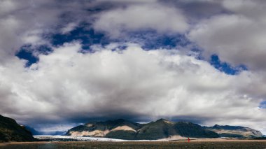 Fırtınalı havada Jokulsarlon Buzulu, İzlanda