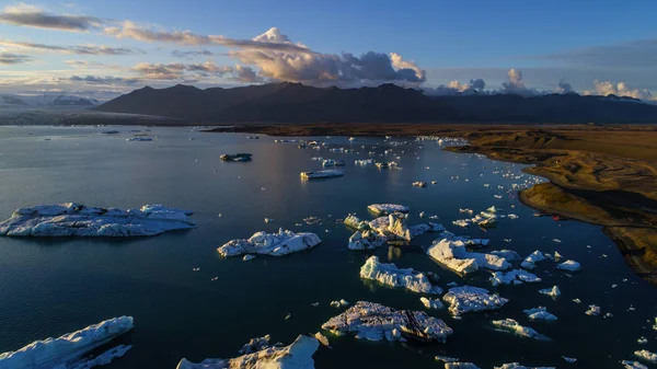 Laguna Glaciar Islandia Asegurando Puesta Sol — Foto de Stock