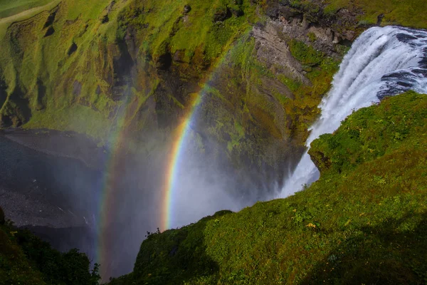 Skogafoss Wasserfall Und Regenbogen Bei Sonnigem Tag Island — Stockfoto