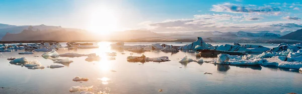 Ledovcová Laguna Islandu Při Západu Slunce — Stock fotografie