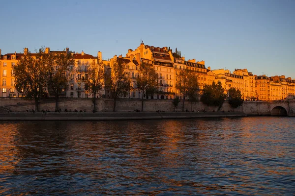 Postcards Paris River Seine Townhouses Sunny Parisian Days — Stock Photo, Image