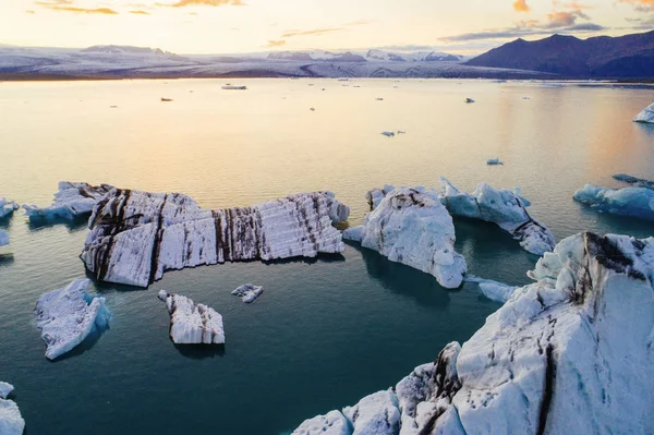 Laguna Glaciar Islandia Asegurando Puesta Sol —  Fotos de Stock