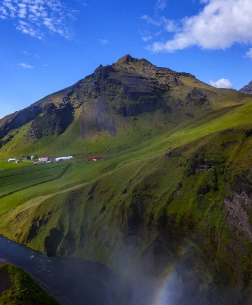 Skogafoss Wasserfall Und Regenbogen Bei Sonnigem Tag Island — Stockfoto
