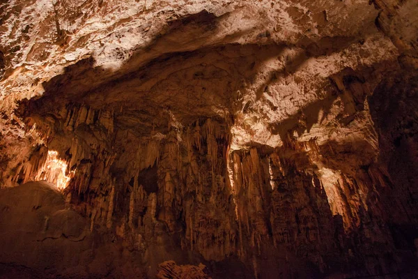 Дивовижні Постойнської Печери Словенія — стокове фото