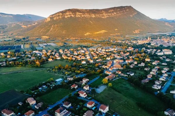 Laragne Monteglin フランスのトップ全景 ドローンで撮影 — ストック写真