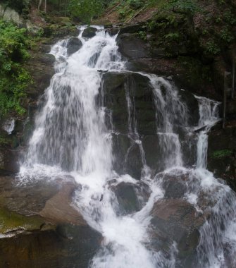 Shypit şelale Karpat Dağları, Ukrayna